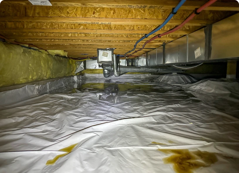 Encapsulated crawl space under wooden floor